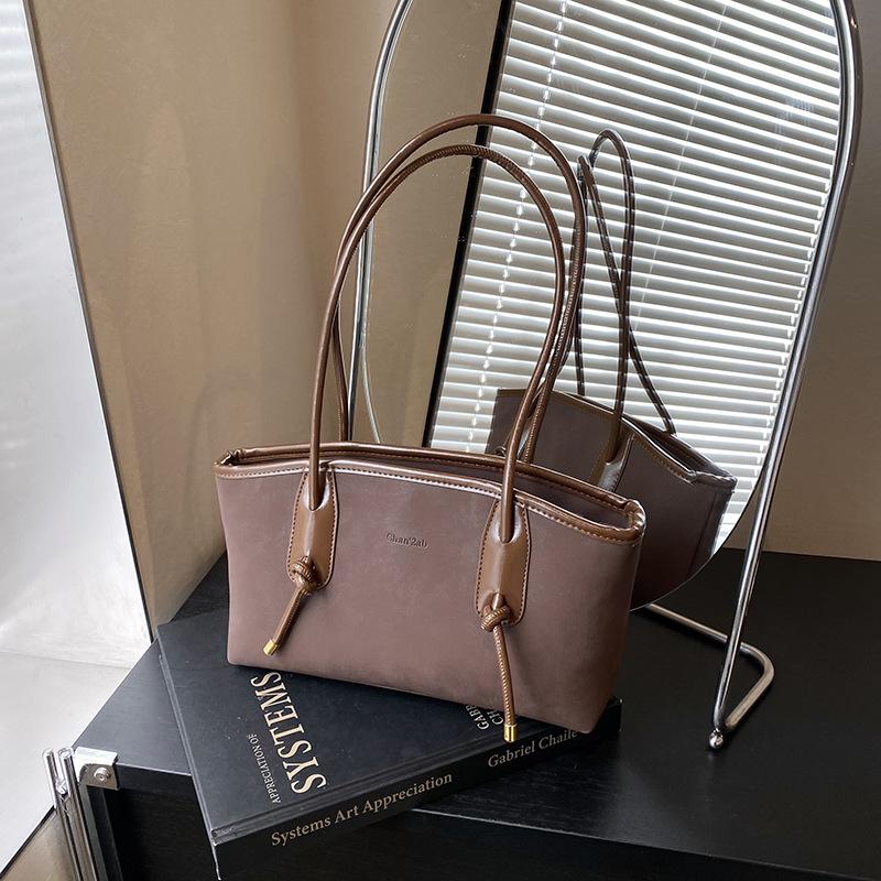 Retro Large-capacity Bag Women's Autumn and Winter New Texture Shoulder Bag Casual Messenger Bag Small Square Bag Tote Bag