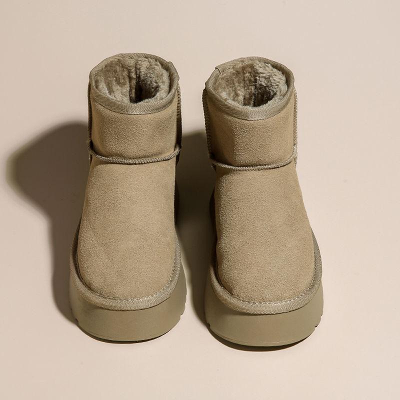 

Winter snow boots women s 2025 new thick-soled piled thickened short boots non-slip warm bread cotton shoes tide 35