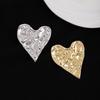 Retro Irregular Pleated Love Brooch, Light Luxury High-End Metal Style Fashion Temperament Brooch Pin