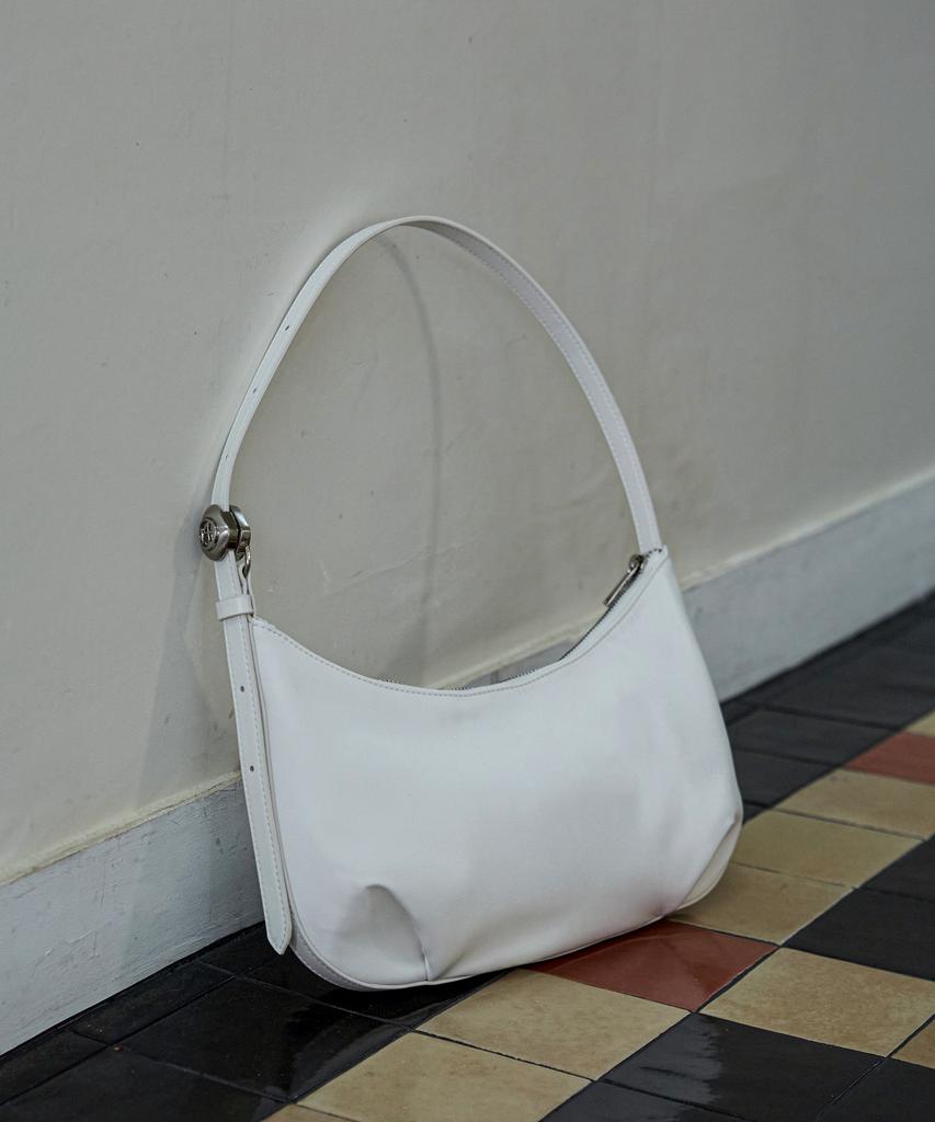 Valluat Clevor Bag_Ivory