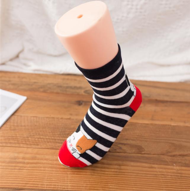 Cat Pattern Women Round Neck Cotton Socks Cute Fun Cartoon Printed Comfortable Sweat Absorbing Breathable Casual Socks