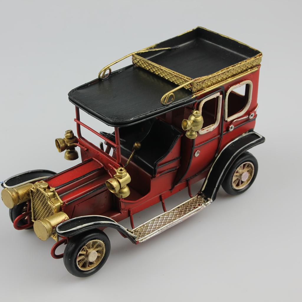 Vintage Handcrafted Metal Carriage Model Elegant Red and Golden Home Decor Piece, Ideal for Halloween and Christmas Display