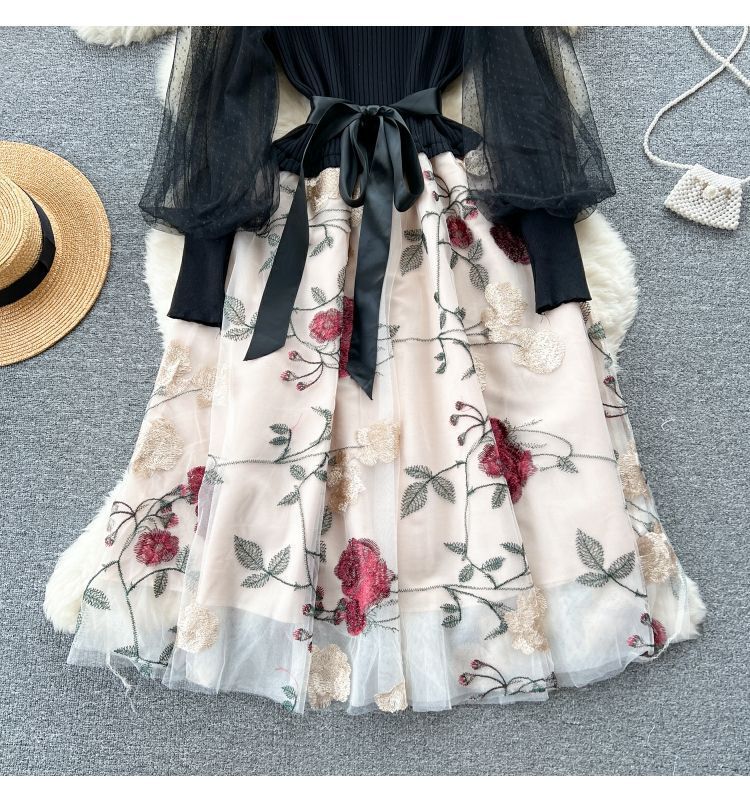 Women's French Light Luxury Celebrity Style Knitted Splicing Embroidery Mesh Dress Tie Temperament Fairy Dresses