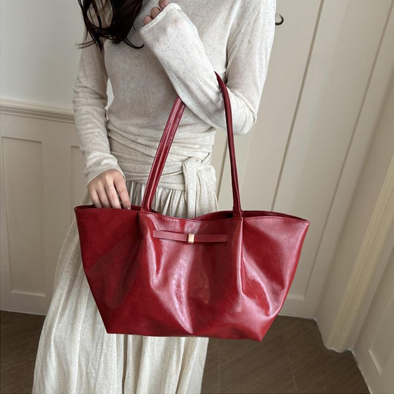 Yogodlns Large Capacity Tote Bag Women's Commuter Shoulder Bag Stylish Versatile Trendy Soft PU Leather Handbag and Purse