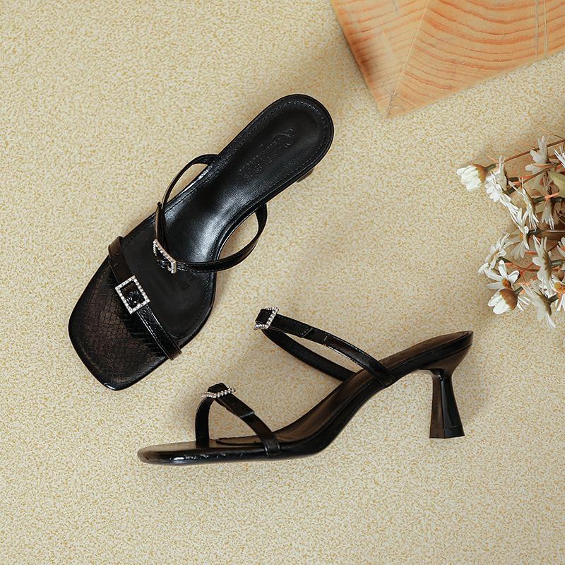 High-heeled slippers women's 2025 new summer fashion silver outer wear thin heel one-word drag temperament square head cool slippers