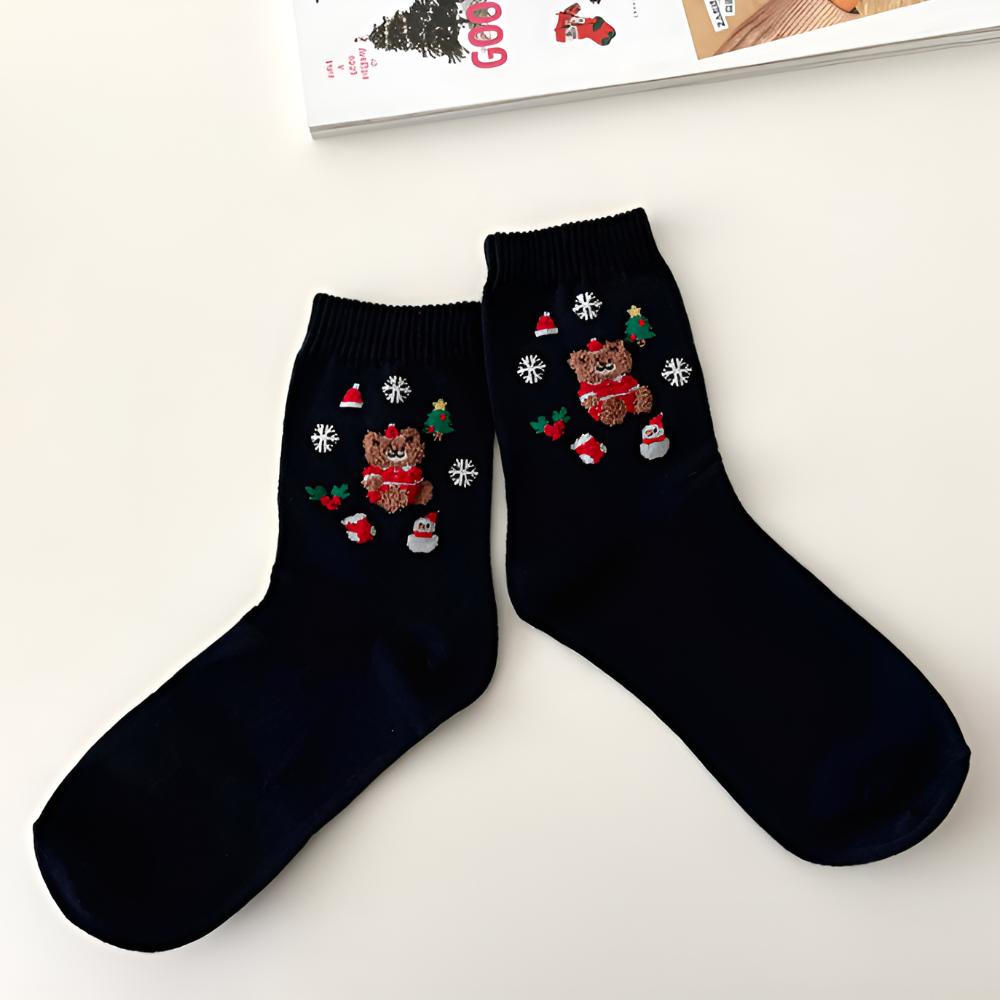 4Pairs Korean Christmas Socks Gift Set –  Winter Cozy Women’s Socks – Holiday Cute Gift Box – 3 Color Sets (Red / Beige / Blue Navy)