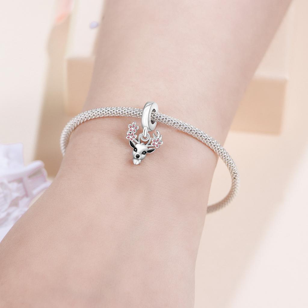 Copper Cute Sika Deer Pendants Bracelet Charms Fit Bangle For Women Jewelry Party Beads Fine Gifts Diy Accessory