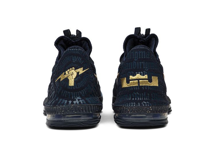 Men's Sneakers Titan x Nike LeBron 16 Low 'Agimat'