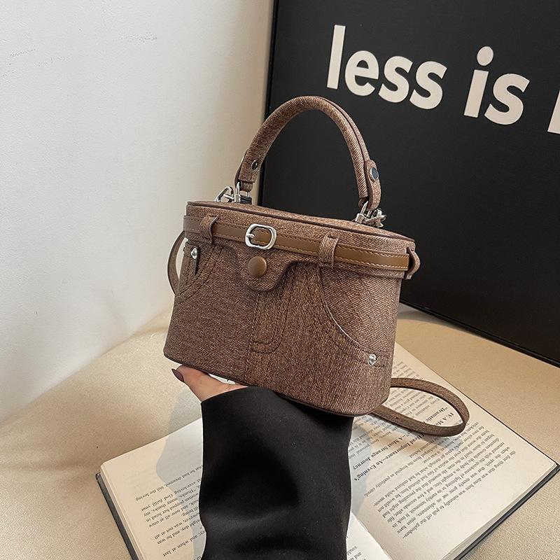 Popular Niche Bags Women's New Versatile Messenger Bags Fashionable Portable Box Bags