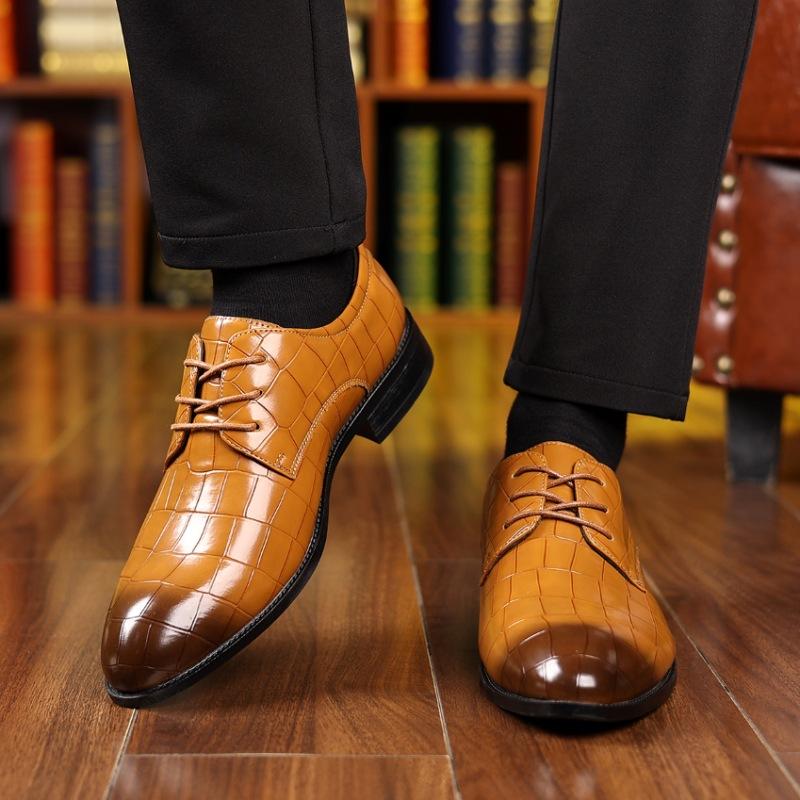 New Men's Pointed Crocodile Pattern Leather Lace Up Casual Oxfords Shoes Male Wedding Dress Homecoming Footwear Zapatos Hombre