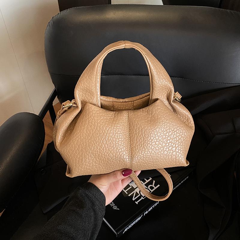 Modische handgehaltene Wolken-Tasche, Umhängetasche, Lässige Pendler-Schultertasche, Teigtaschen-förmige Tasche