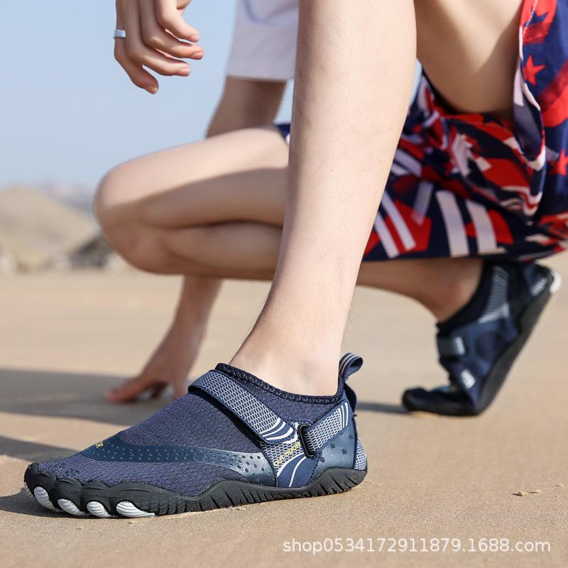 Five-finger wading shoes outdoor casual swimming shoes leaking creek shoes medium and large children beach shoes student hiking shoes