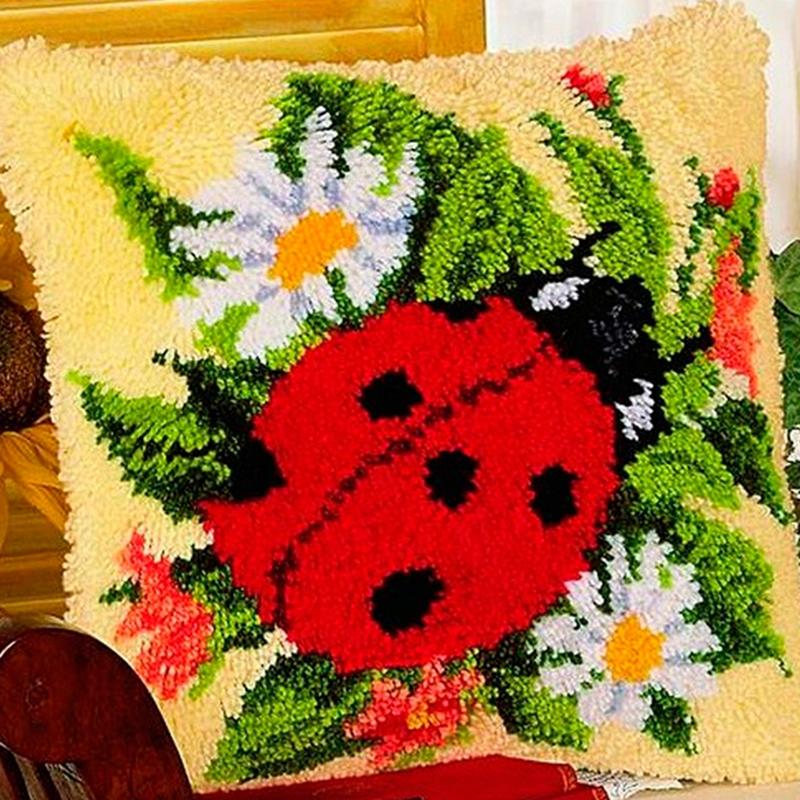 Cartoon Embroidery Latch Hook Knitted Embroidered Pillow Knooppakket Cute Animal Latch Hook Rug Kits Smyrna Package Carpet DIY