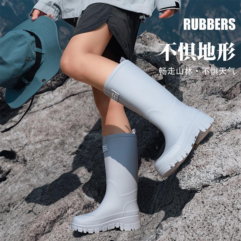 Versatile Medium Tube Rain Boots Women's Waterproof and Non-slip Water Boots Wear-resistant Outer Wear Rubber Shoes Kitchen Work Sleeve Women's Shoes