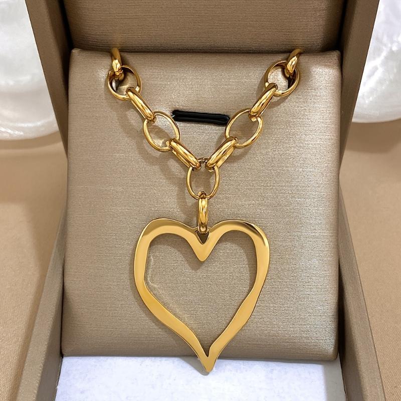 

Gold Color O-shaped Chain Hollowed Out Heart-shaped Pendant Necklace Suitable for Valentine s Day and Mother s Day Gifts