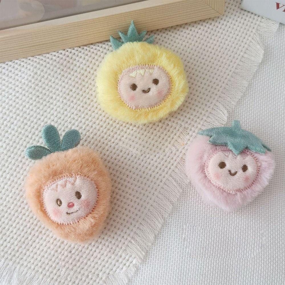 Hand-sewn Cute Fruit Plush Brooch Strawberry Sweet Daily