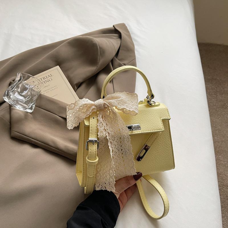 New Bag Women's 2025 Popular High-end Spring Summer Fashion Versatile Shoulder Messenger Bag Portable Kelly Bag