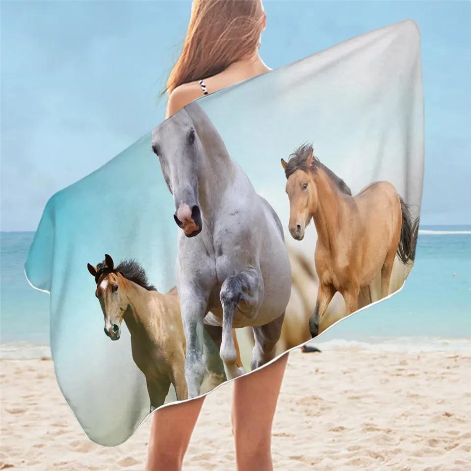 Textilien Horses Bathroom Towel 3D Galloping Wild Horse Microfiber Sand Free Beach Towel Dusty Lightning Photography Pool Towel