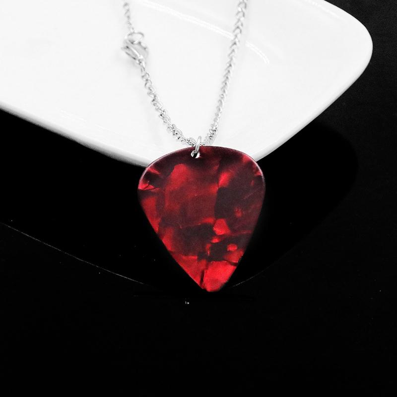 Horror Film Unique Hellfire Club Necklace Eddie Munson Guitar Pick Pendant Necklace for TV Drama Fans Friend