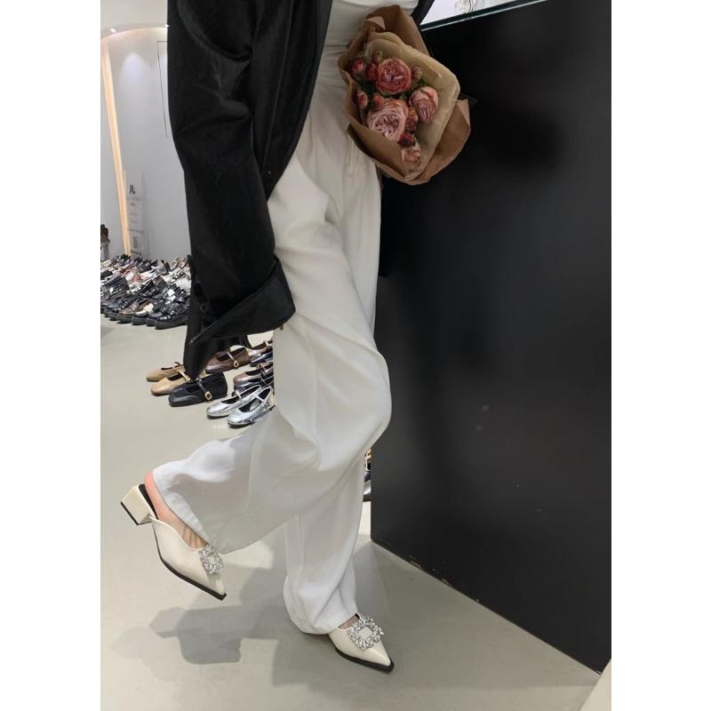 New Comfortable Low Shoes Cover Toe Slippers Casual Shallow Glitter Slides Slipers Women Square Heel Pointed Luxury Jelly Rubber