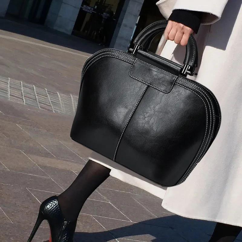 Borsetta O bag MINI Silver con manici corti Graffite - Borse, borsette  donna • Differenta.it