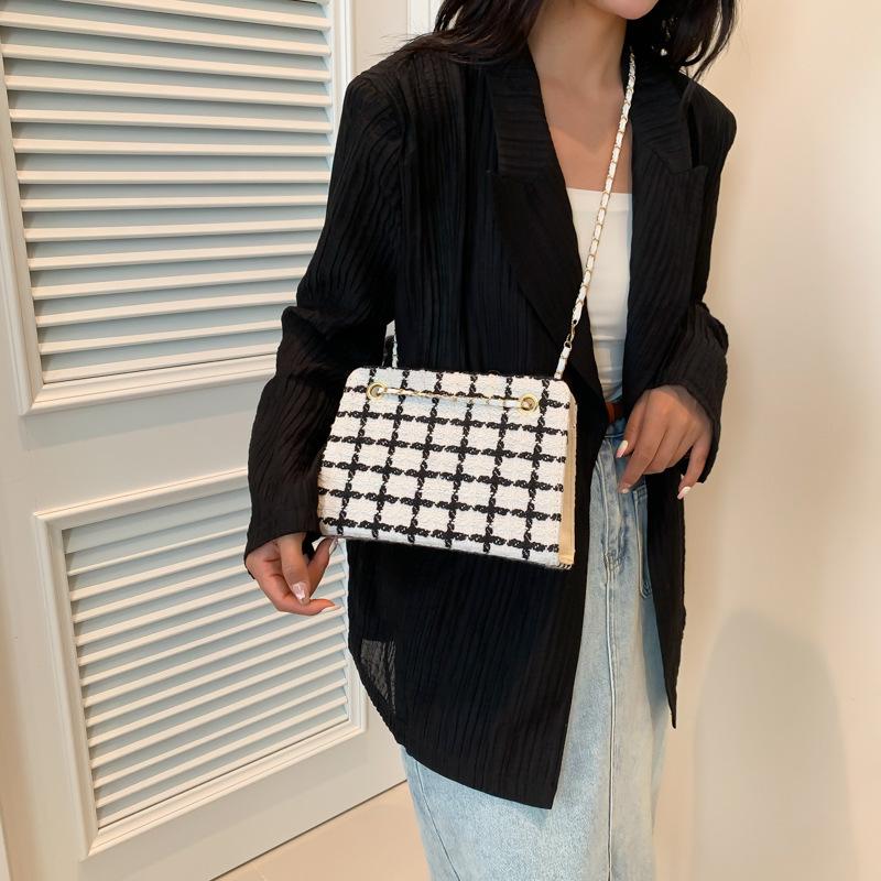 Atmospheric Commuting Fashionable Simple Texture Chain Shoulder Bag Women's 2025 Summer New Foreign Style Underarm Tote Bag