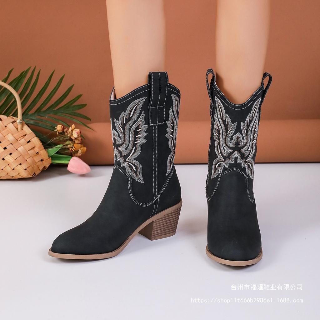2025 New Western Cowboy Boots Knight Boots Women's Medium Tube Embroidery Retro Pointed Thick Heel Medium Tube Cotton Spot