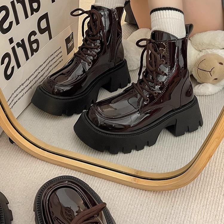 Black retro heightened platform Martin boots autumn new skinny boots thick heel motorcycle boots for women