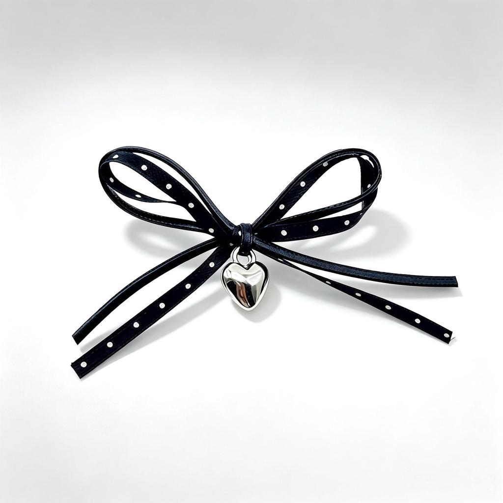 Bowknot Heart Hanging Accessory: DIY for Phone Cases, Hair Clips, Handbags, Shoes, Socks, and Bags.