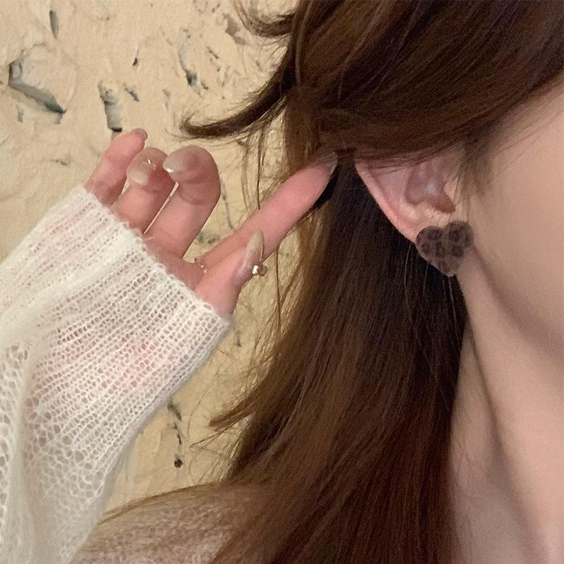 Autumn and winter flocking leopard print love earrings women's retro stud earrings unique temperament earrings