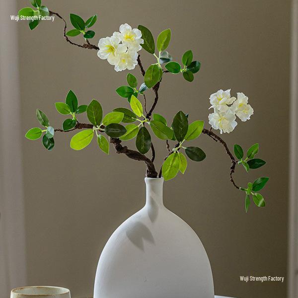 Bionic Begonia: Artificial Luxury Green Plant Dining Table Decoration