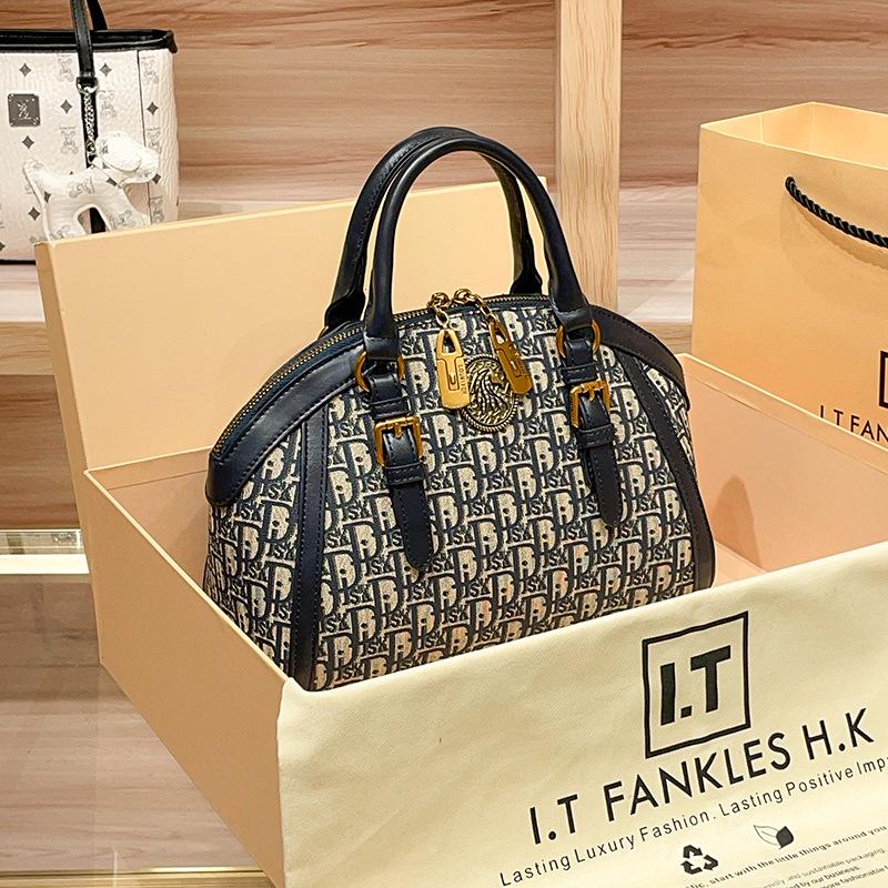 

2024 Женская сумка через плечо из натуральной кожи в стиле ретро