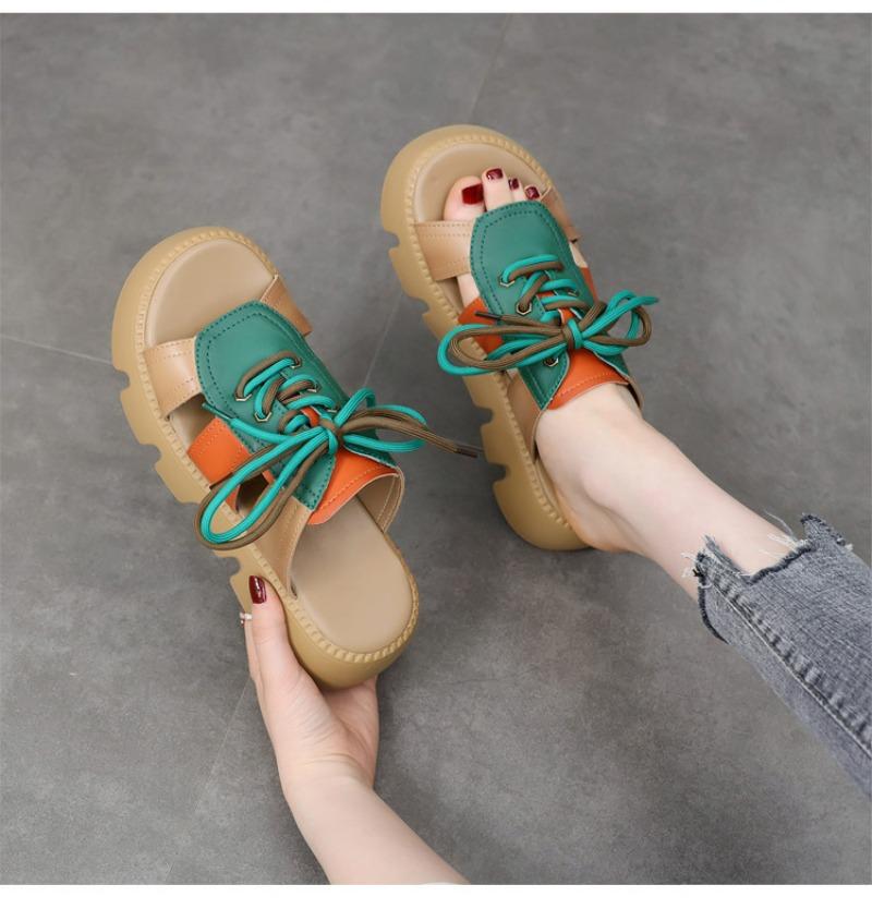 Women's Spring and Summer New Lightweight Casual Thick Soled Retro Beach Roman Sandals