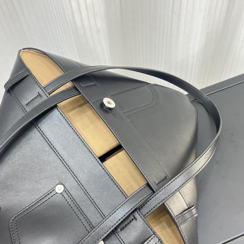 2026 New Panta Splicing Folding Tote Bag, Retro Premium Cowhide Bucket Bag, Genuine Leather Commuter Bag for Women