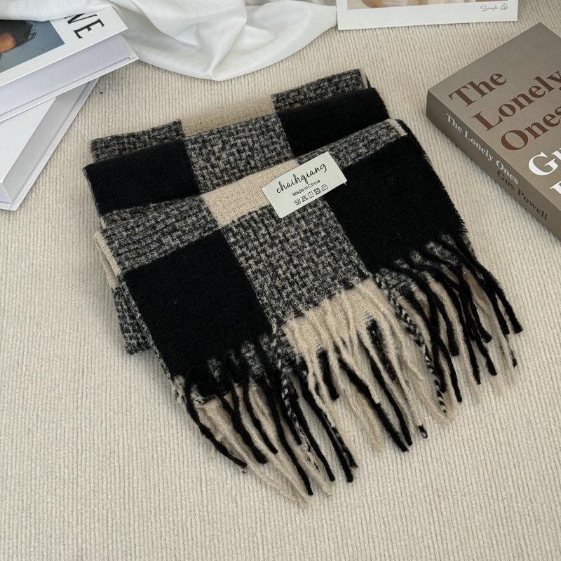 Autumn and winter scarf women's thickened warm long fringed knitted scarf versatile color matching plaid cold-proof shawl
