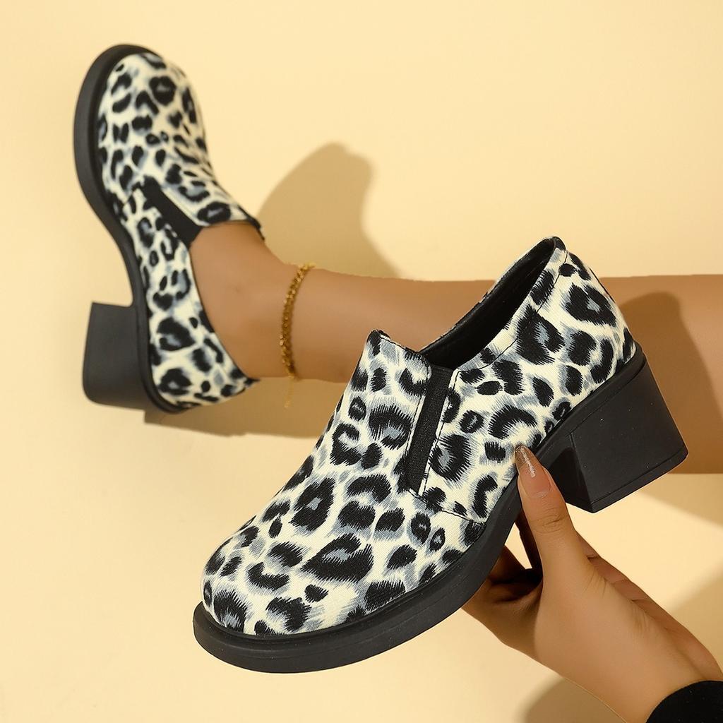 Large Size Single Shoes Women's Autumn New Pointed Leopard Print Casual Thick Heel Single Shoes