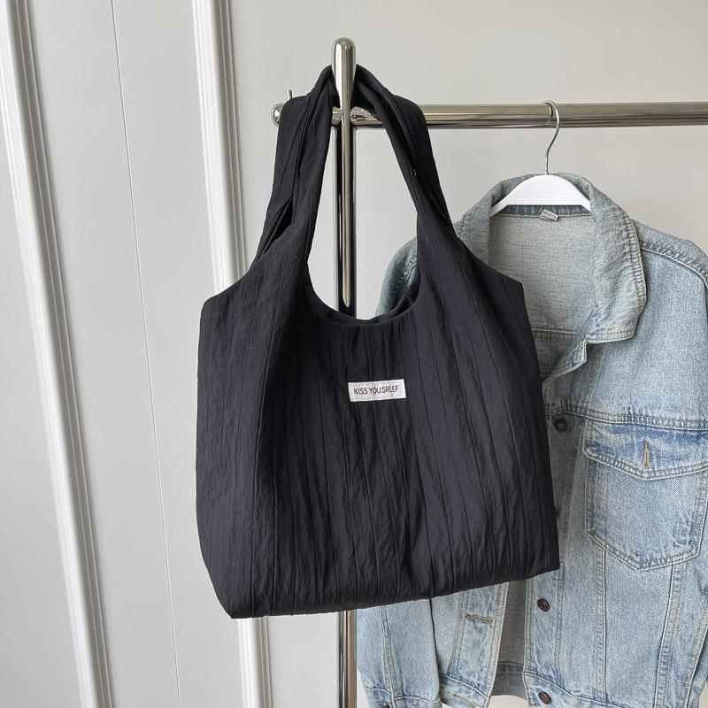 Schoolbag Women's Black Niche Design Environmentally Friendly Shoulder Bag Large Capacity Spring And Summe Solid Color Bag Leisure Commuter Shopping Bag Portable Tote
