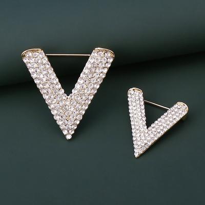 Brooch Women's New Korean Version V-shaped Simple Anti-light, Small Pin Suit Coat Shirt Fixed Accessories 2026