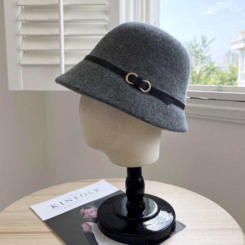 Ullig Baskerhatt för Kvinnor På Hösten och Vintern Koreansk Stil Mångsidig och Ansiktsförbättrande Liten Ullig Cylinderhatt Köldtålig och Varm Fiskarhatt