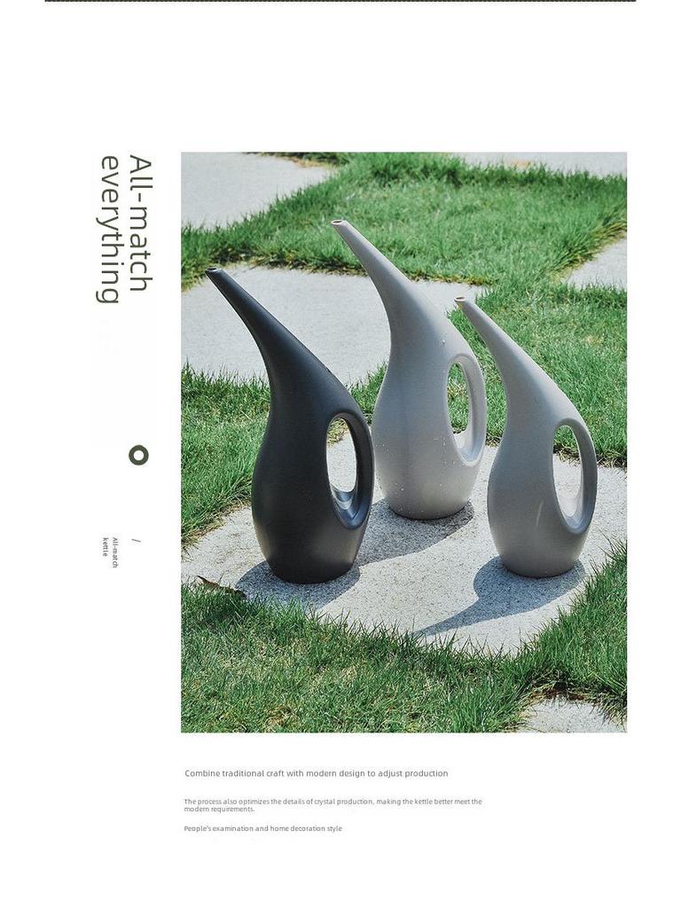 Ciemnozielona konewka z długą wylewką i butelką ze spryskiwaczem, duża pojemność do roślin ogrodowych i domowych