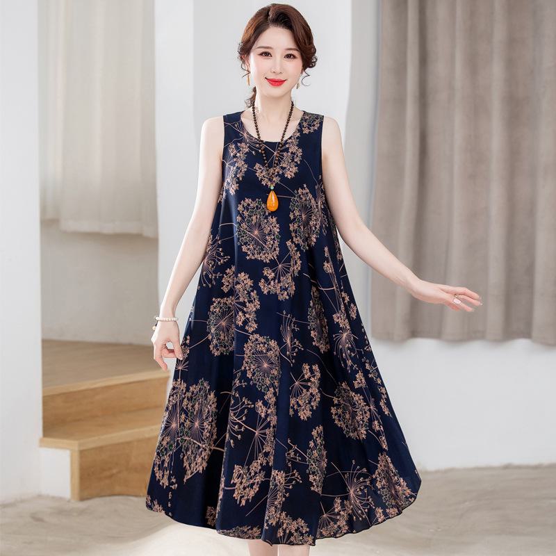 Sleeveless Silk Cotton Dress for Middle-Aged Mothers - Slim Fit, Large Size, Beach Dress for Summer