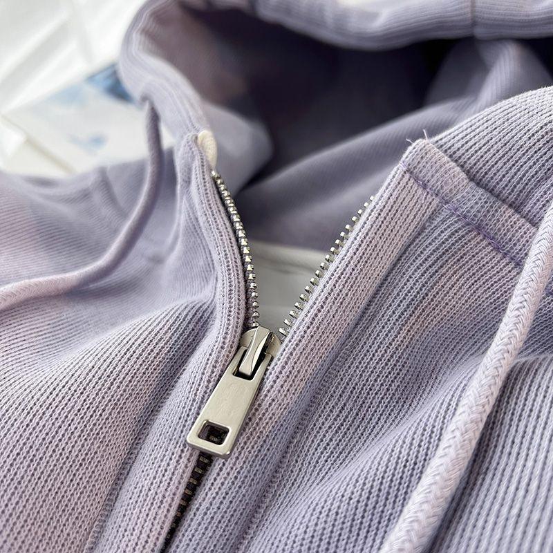 

Зимняя женская куртка с капюшоном и вышитыми буквами, полузастежка-молния, флисовая подкладка, свободный крой, утепленная осенне-зимняя толстовка XL фиолетовый