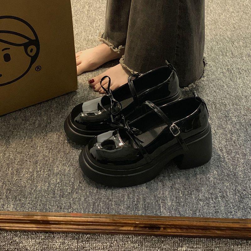 

Туфли Мэри Джейн из кожи среднего каблука в студенческом стиле 2024 года, весна-лето, новые французские ретро-туфли на толстом каблуке и платформе, маленькие кожаные 40 чёрный