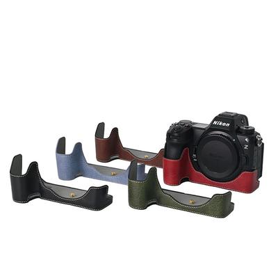 Pro fotoaparát Nikon Z6III Poloviční pouzdro PU kůže Kryt s otvorem pro baterii pro Nikon Z63 Z6III Magnetická ochrana těla