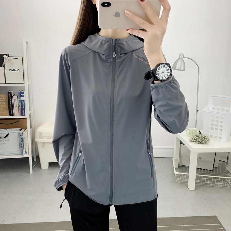 Women's Summer UV-Blocking Ice Silk Jacket - Breathable Plus Size Sun Protection for Running