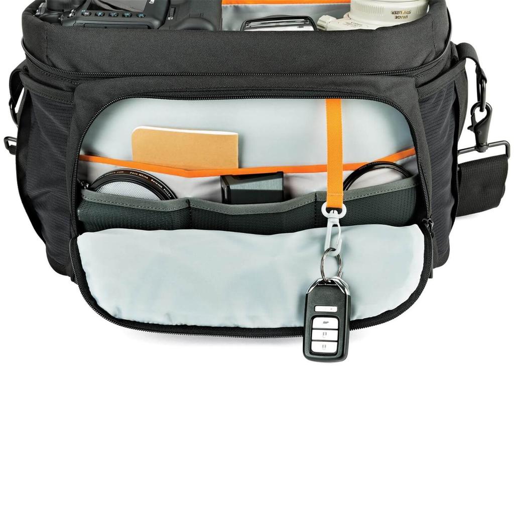 Lowepro Torba Nova 200 AW II Black