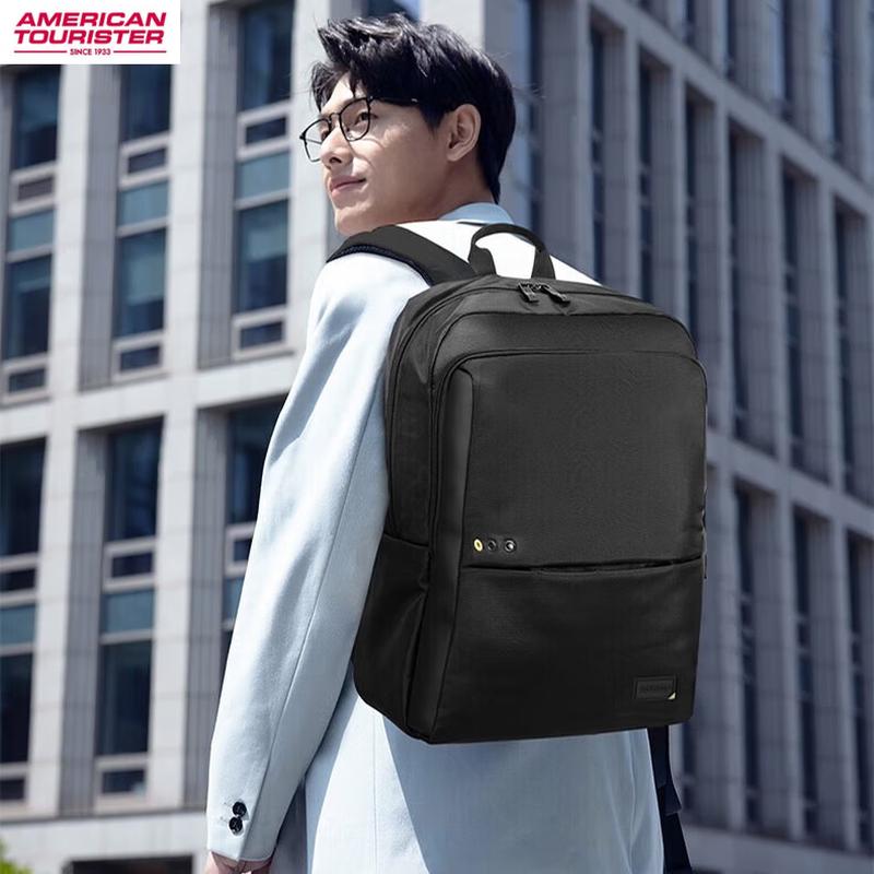 American Tourister Casual Backpack