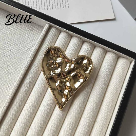 Collar Brooch Irregular Pleated Heart Shape Metal Pin Sweaters Coat
