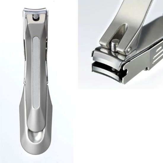 GREEN BELL Takumi No Waza Green Bell Stainless Steel Premium Nail Clippers with Metal Catcher