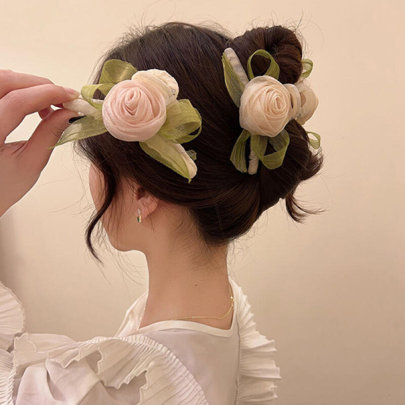 Forest chiffon flower hair clip ivory